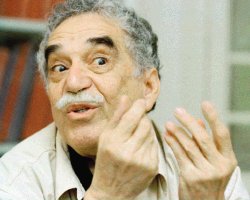 El sobrino de García Márquez lleva al teatro 'Cien años de soledad'